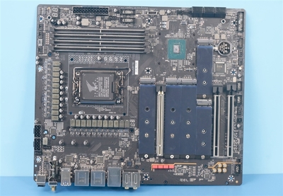 史上最強散熱!技嘉超級雕Z690 AORUS MASTER主板評測:DDR5輕松超頻5800MHz